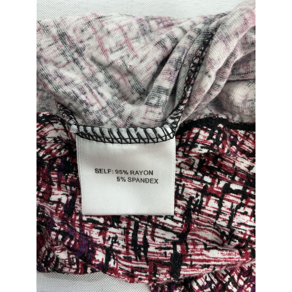 Womans Rose & olive 3X Red Blue Geometric 3/4 Sleeve Pullover Flowy Blouse - Picture 5 of 9